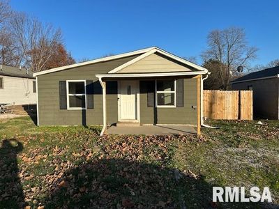 703 N 5th St, Auburn, IL, 62615