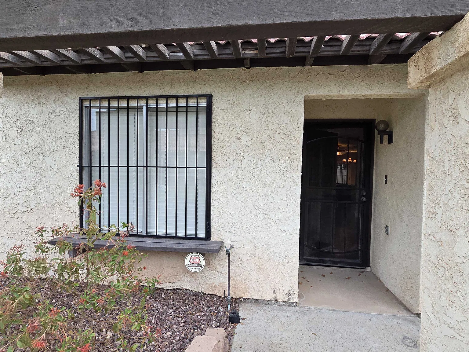 2 bed, 2.0 bath, 1227 sqft, $1,750 — Photo 2