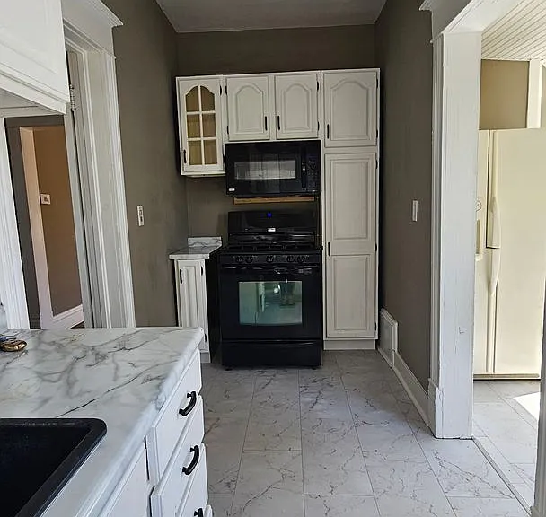 415 N Maple Ave — Photo 7