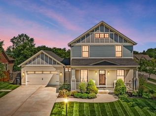 135 Trellis Ln, Racine, WI 53406