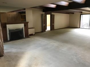 1532 Dougherty Ferry Rd, Saint Louis, MO 63122