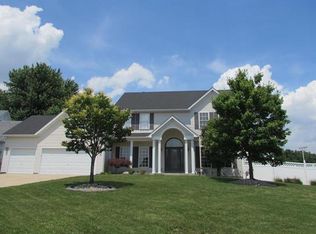 2 Hidden Spring Ct, Saint Charles, MO 63304