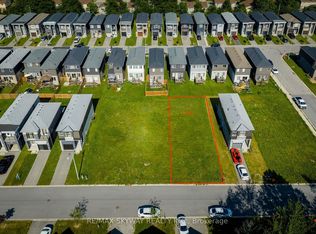 215 Iva St, Welland, ON L3B1W4