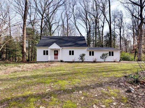 130 Norman Davis Dr, Toano, VA 23168