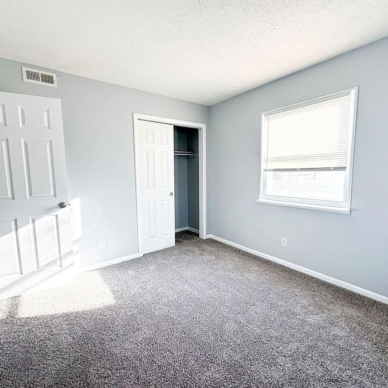 Garfield Vista Apartments — Photo 2