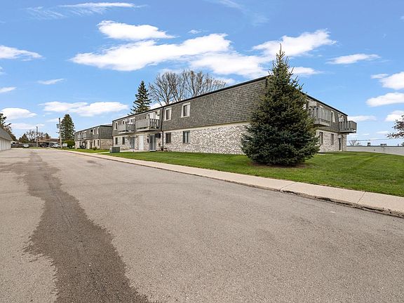 4th image of 1700 Creek ROAD #204