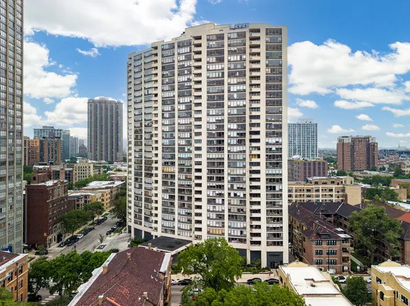 3930 N Pine Grove Ave APT 1710, Chicago, IL 60613