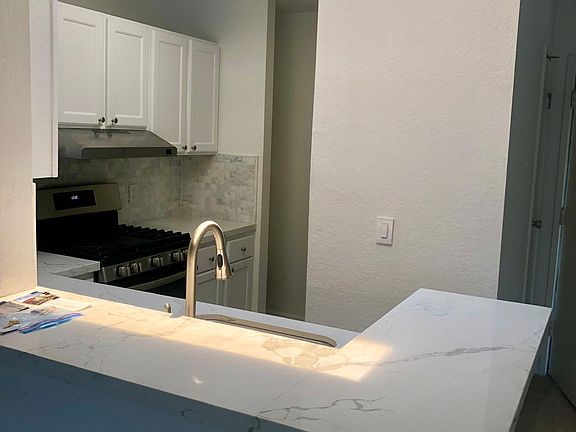 4th image of 312 Larkspur Plaza Dr #312