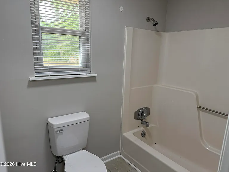 226 Sherwood Dr — Photo 15