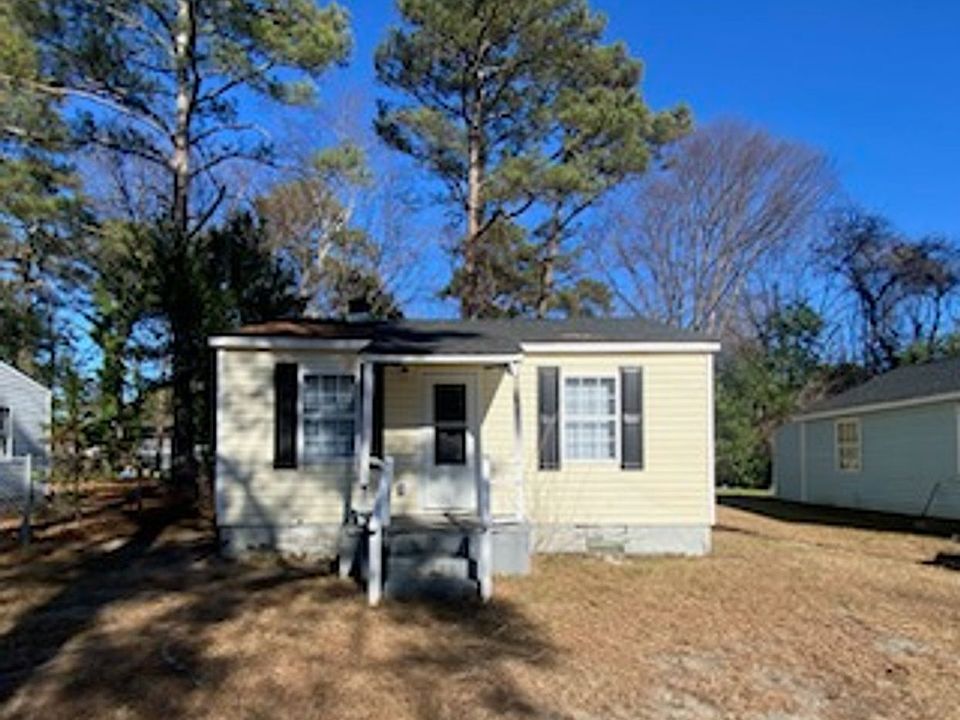 1st image of 1920 Bain Dr