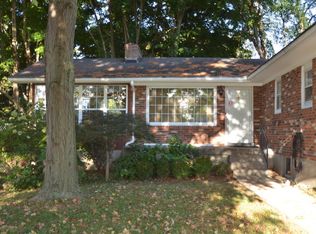 10320 Deering Rd, Louisville, KY 40272