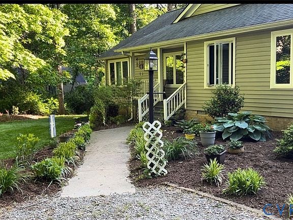 3rd image of 3225 Sherwood Ridge Way