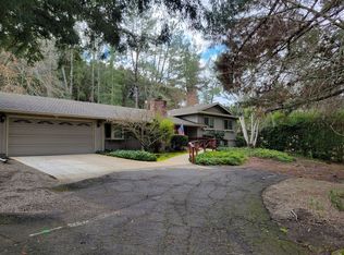 1536 Saint Marys Rd, Moraga, CA 94556