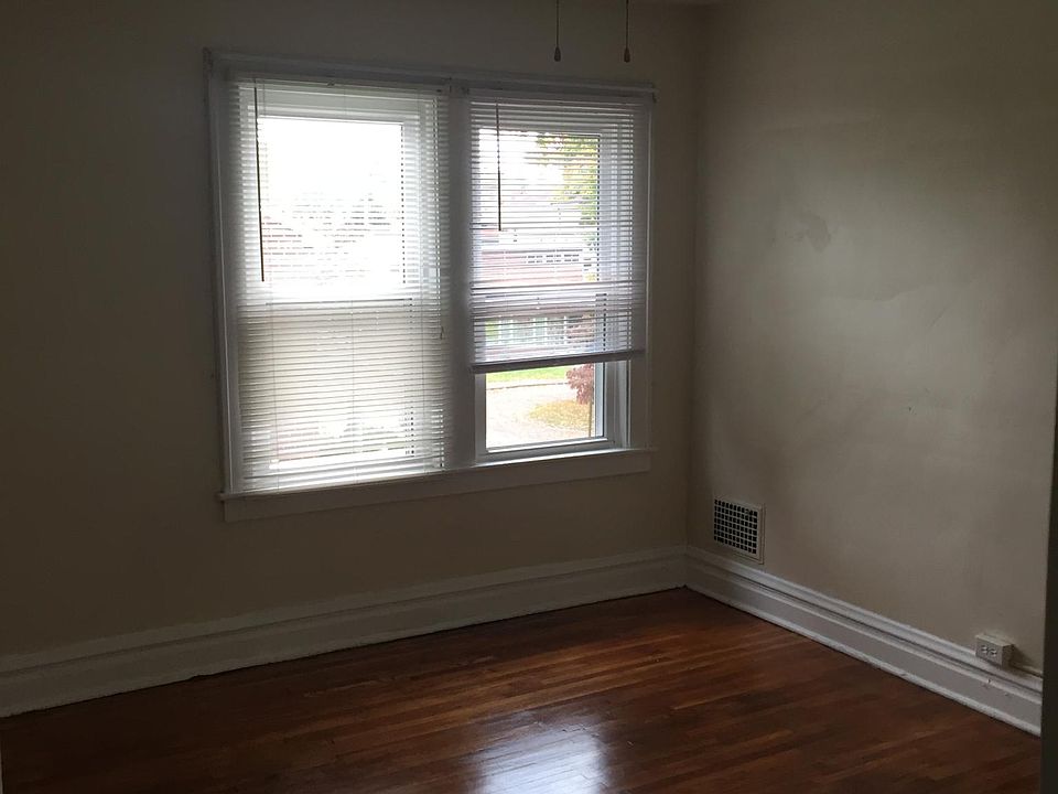 2nd image of 2817 1st Ave