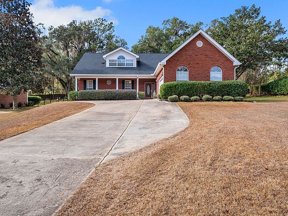 3rd image of 7096 Spicewood Ln
