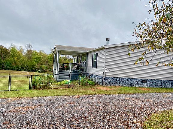 5th image of 6085 Wolf Creek Rd