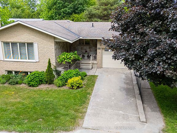 2nd image of 579 Peirson Ave