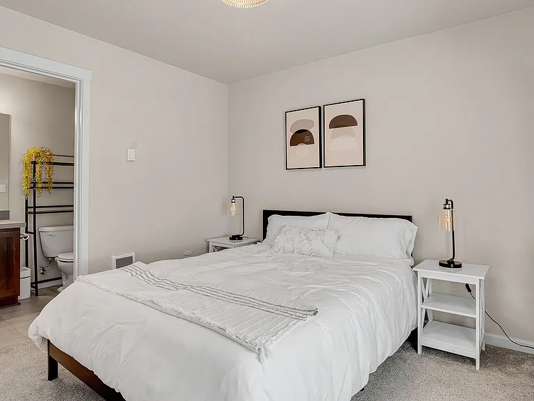 7802 NE Heiser St — Photo 26