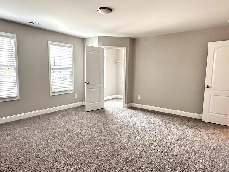 3355 Hopekirk Dr — Photo 16