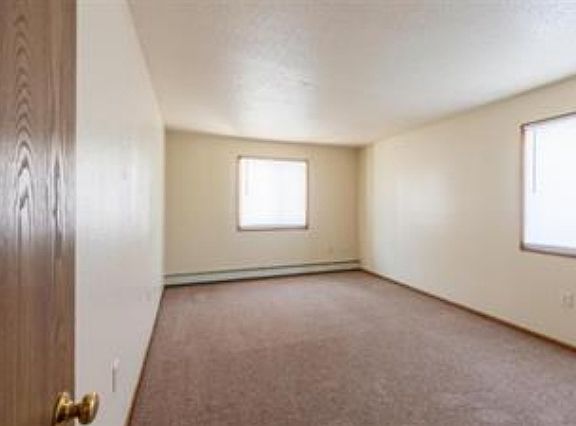 5th image of 2349 S 51st St APT 204