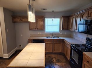 32431 Lake Point Blvd, Denham Springs, LA 70726