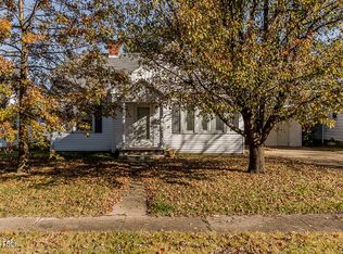 412 S 12th St, Herrin, IL 62948