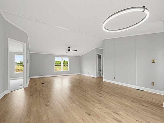 4th image of 129 Hearne Ln