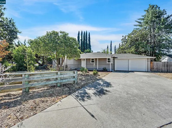 3920 E El Campo Ct, Concord, CA 94519