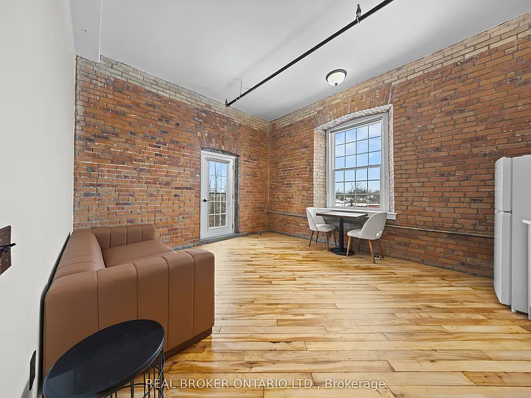 150 Mill St #207 — Photo 8