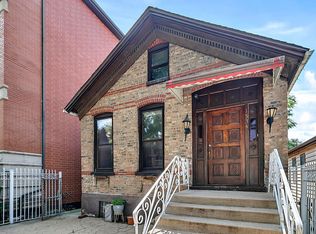 1534 N Campbell Ave, Chicago, IL