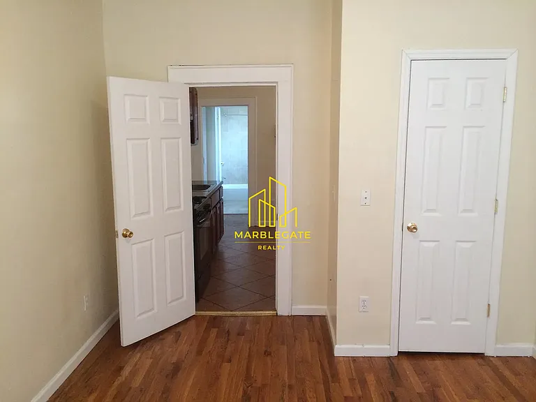 399 13th Ave #99 — Photo 3
