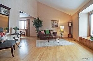 2nd image of 8802 Briarwood Ln