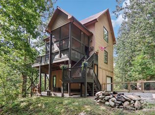 184 Deep Woods Ln, Saluda, NC 28773
