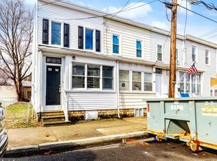 223 3rd St, Gloucester City, NJ 08030