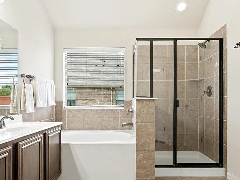 231 Archer Way — Photo 121