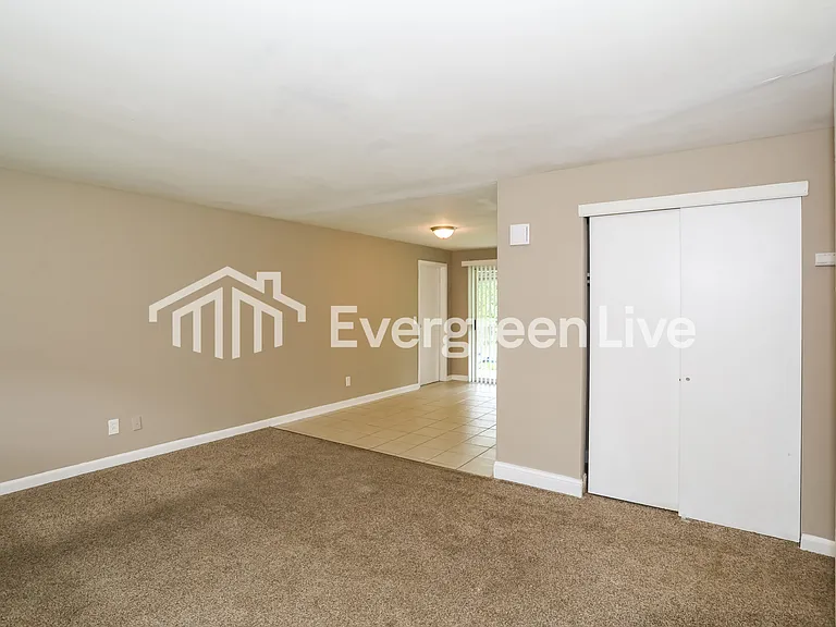 5388 Whitmore Dr — Photo 4