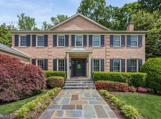 6109 Eastview St, Bethesda, MD 20817