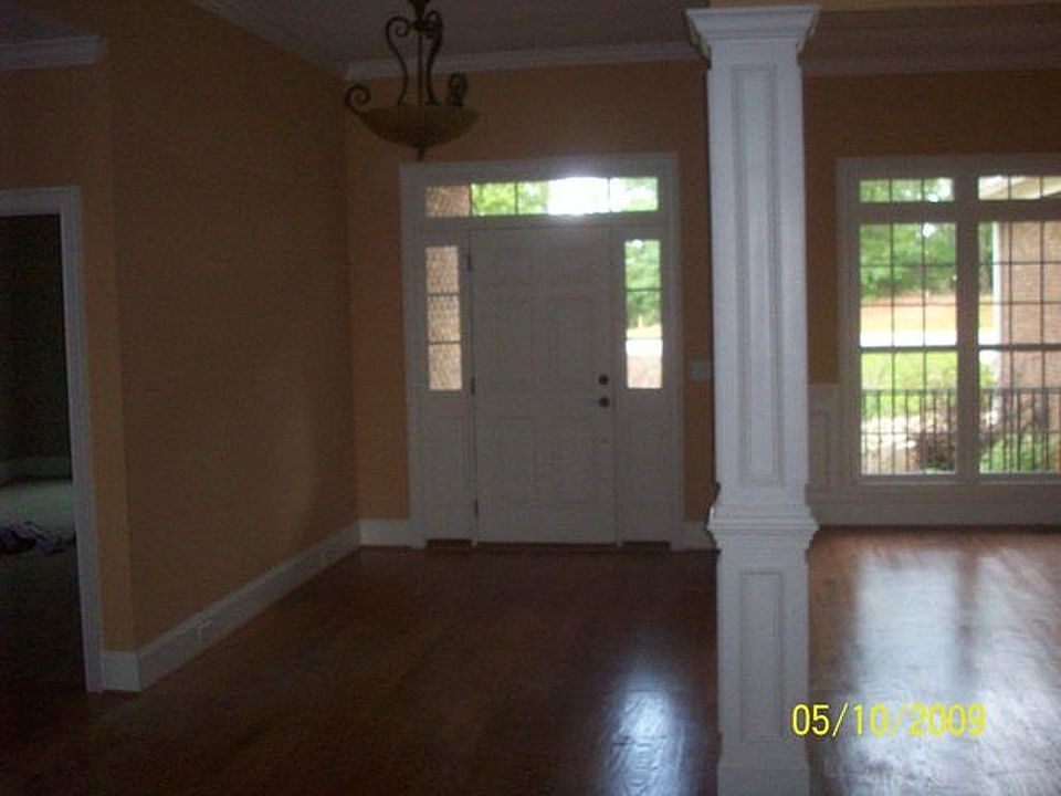 2nd image of 212 Quiet Cove Ct