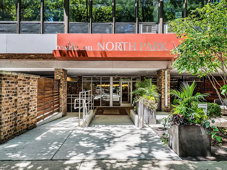 Reside on North Park — Photo 9