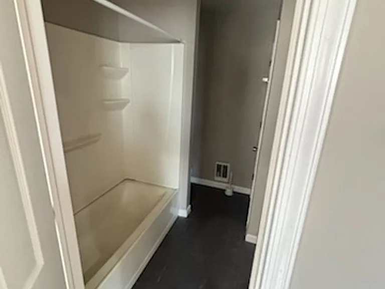 1835 E Monmouth St — Photo 11