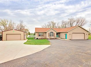 6505 368th Ave, Burlington, WI 53105