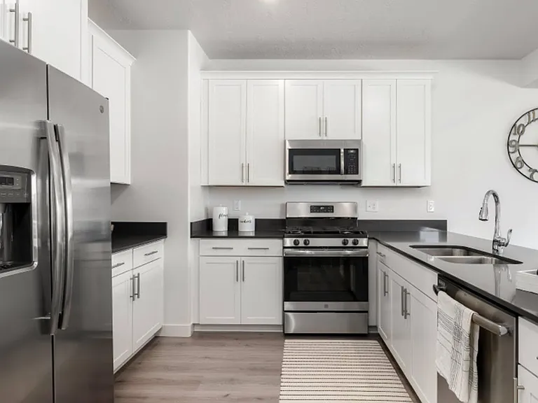 15546 Jubilation Dr — Photo 1