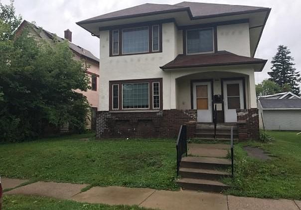 1st image of 919 Russell Ave N #2