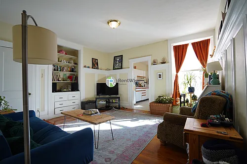 1118 Commonwealth Ave #3A Photo 1
