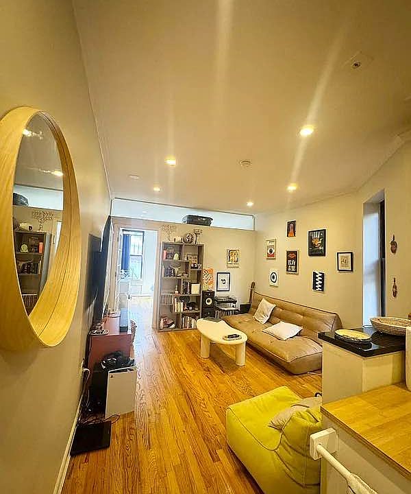 1st image of 104 Suffolk St APT 8