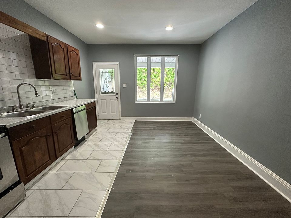 156 W Spruce St Apartment Rentals Tamaqua, PA Zillow