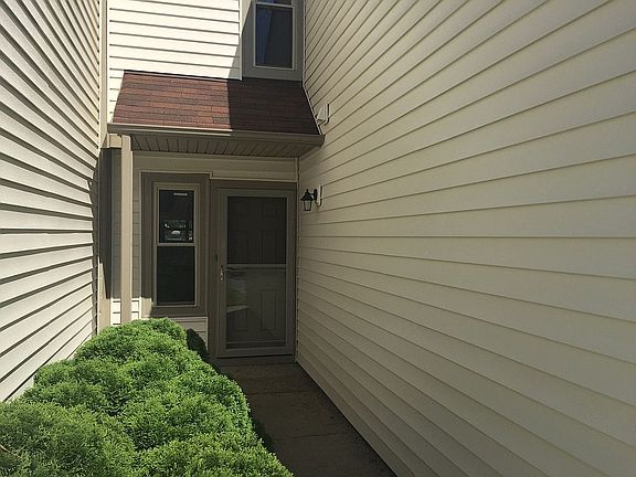 2nd image of 4726 Sweetwood Ct