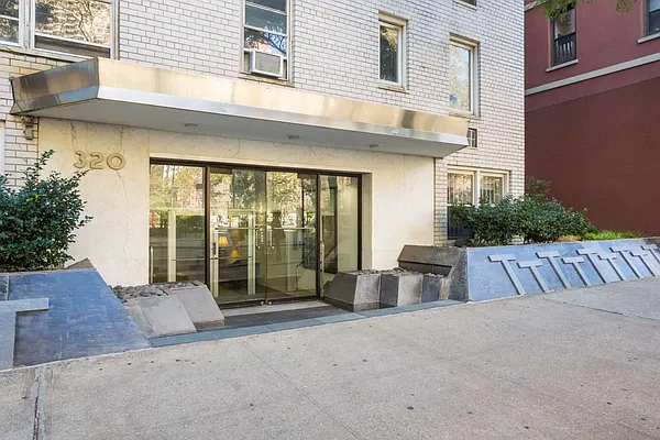 Sold by Keller Williams NYC | media 7