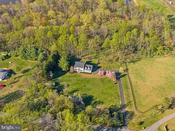 4th image of 43464 Evans Pond Rd