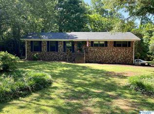 1314 Woodside Dr, Athens, AL 35613
